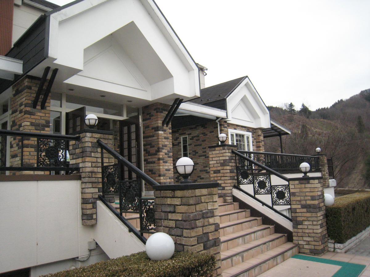 Resort Hotel Beyer Титибу Экстерьер фото